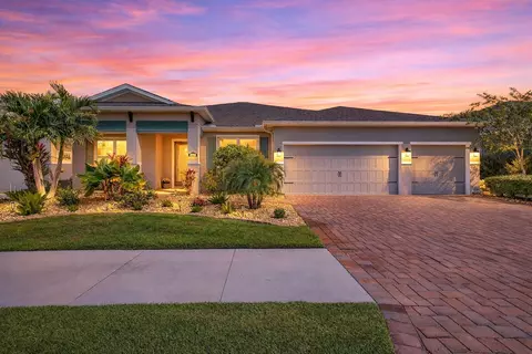 11761 Lake Lucaya Dr, Riverview, FL 33579