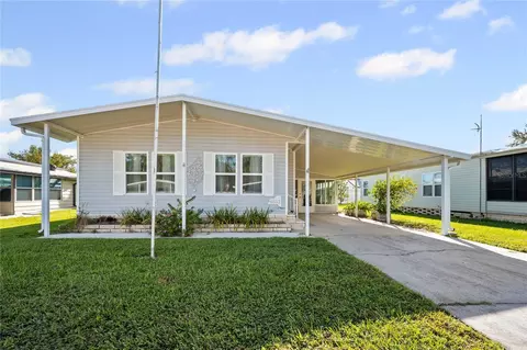 5502 Antigua Dr, Zephyrhills, FL 33541