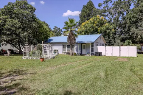 37353 Lea Ave, Zephyrhills, FL 33541