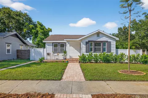 2001 Dartmouth Ave N, Saint Petersburg, FL 33713