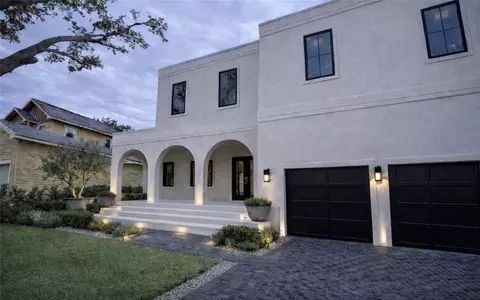 3602 E Renellie Cir, Tampa, FL 33629