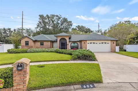 603 Cottage Grove Cir, Valrico, FL 33594
