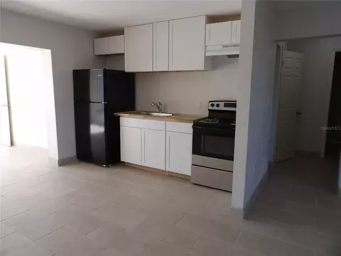 Kitchen - 497 Normandy Rd, Madeira Beach, FL 33708 photo 2 of 4