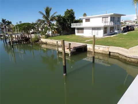 497 Normandy Rd, Madeira Beach, FL 33708