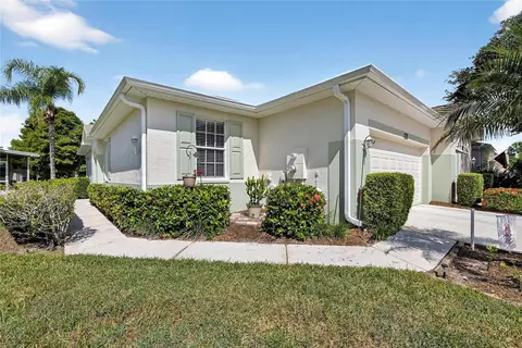 828 Tremont Greens Ln #134, Sun City Center, FL 33573