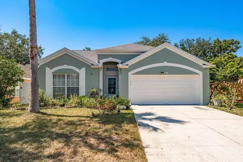 1786 Biarritz Cir, Tarpon Springs, FL 34689