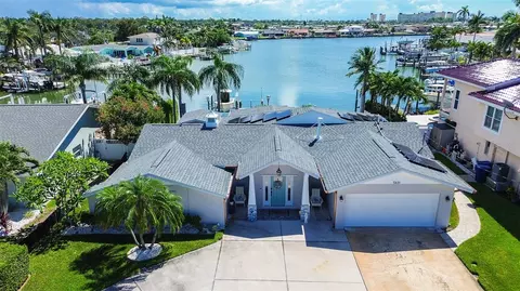 5631 Oakhurst Dr, Seminole, FL 33772
