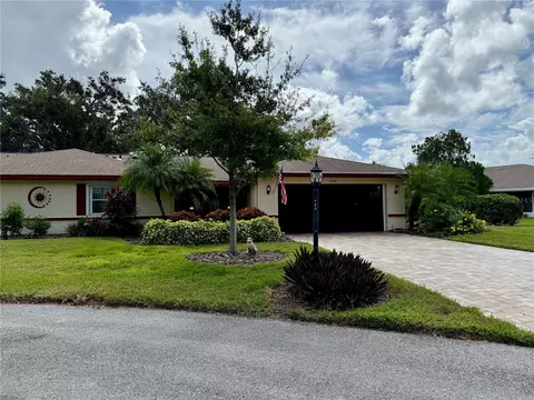 2526 Lonigan Pl, Sun City Center, FL 33573