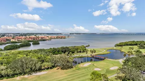 3300 Cove Cay Dr #7B, Clearwater, FL 33760