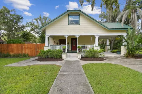 807 N Johnson St, Plant City, FL 33563
