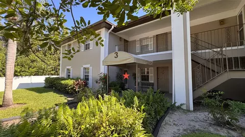 5265 E Bay Dr #310, Clearwater, FL 33764