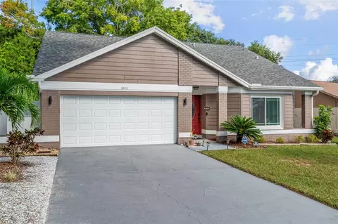 3693 Chatham Dr, Palm Harbor, FL 34684