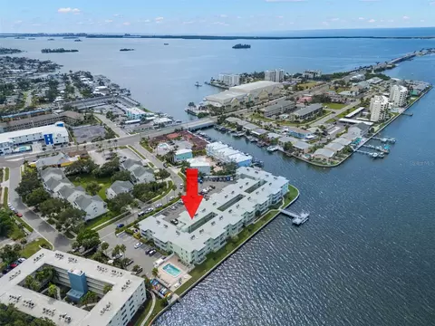 464 N Paula Dr #207, Dunedin, FL 34698