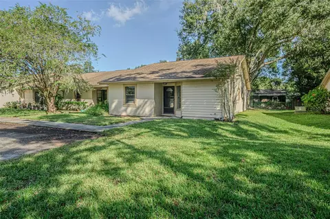 2010 Cedar Run Dr, Plant City, FL 33563