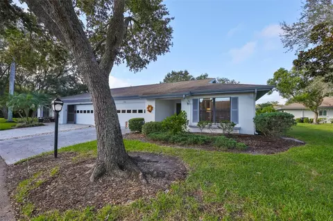 1506 Laughton Pl #307, Sun City Center, FL 33573