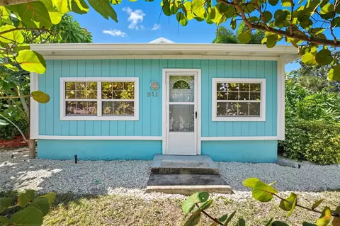 311 Dempsey Rd, Palm Harbor, FL 34683