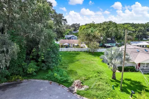 1101 W Dixie St, Plant City, FL 33563