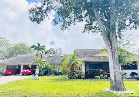 13508 Indian Oaks Trl, Largo, FL 33774