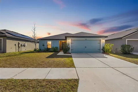 835 Chatham Walk Dr, Ruskin, FL 33570