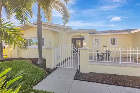 309 Buttonwood Ln, Largo, FL 33770