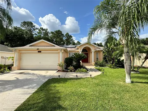 23821 Pow Wow Dr, Lutz, FL 33559