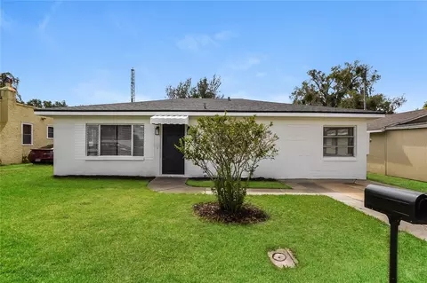 102 W Saint Louis Ave, Eustis, FL 32726