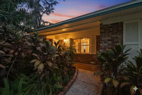 208 Cindy Ln, Brandon, FL 33510