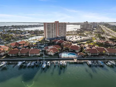4900 Brittany Dr S #1003, Saint Petersburg, FL 33715