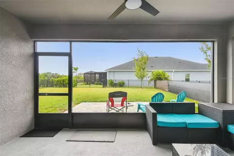 Exterior - 8207 Abalone Loop, Parrish, FL 34219 photo 4 of 8