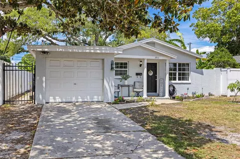 3911 12th Ave N, Saint Petersburg, FL 33713