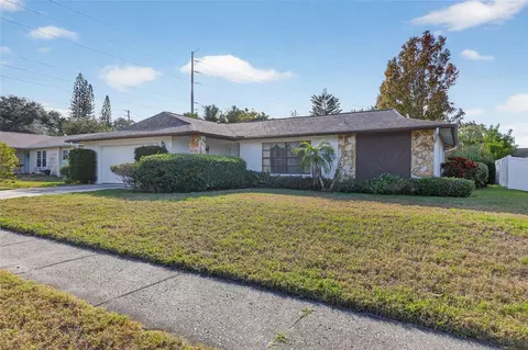 1575 Burnham Ln, Dunedin, FL 34698