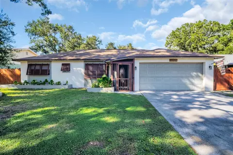 2120 Little Brook Ln, Clearwater, FL 33763