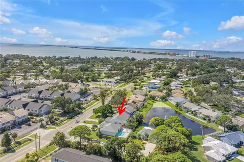 2505 Roy Hanna Dr S, Saint Petersburg, FL 33712
