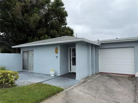 1619 Whithorn Pl #D, Palm Harbor, FL 34684