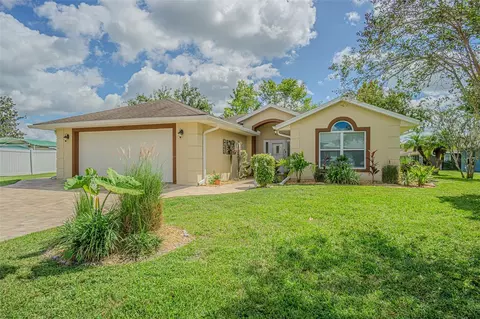 10736 Hock Ln, San Antonio, FL 33576