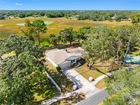 View/Area - 577 Waterfall Dr, Spring Hill, FL 34608 photo 2 of 6