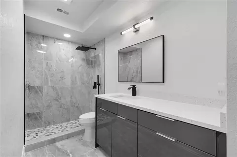 Bath - 577 Waterfall Dr, Spring Hill, FL 34608 photo 4 of 4