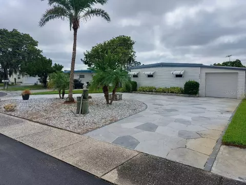 264 Philadelphia Blvd #51, Palm Harbor, FL 34684