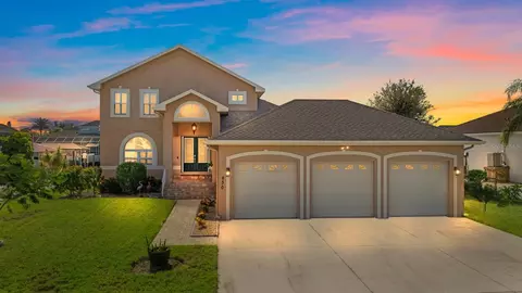 830 Golf Island Dr, Apollo Beach, FL 33572