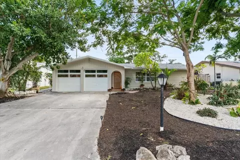 1155 E Lotus Dr, Dunedin, FL 34698