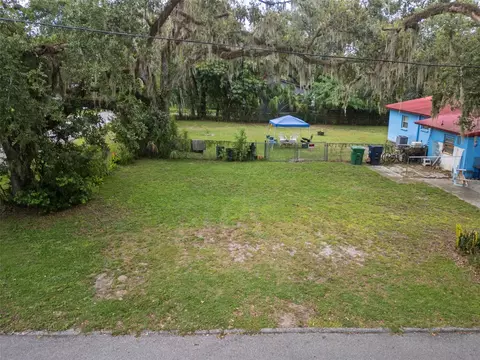 2902 E Waters Ave, Tampa, FL 33604