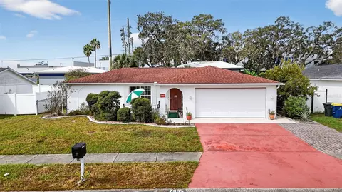 7835 Crosier Ct, New Port Richey, FL 34653