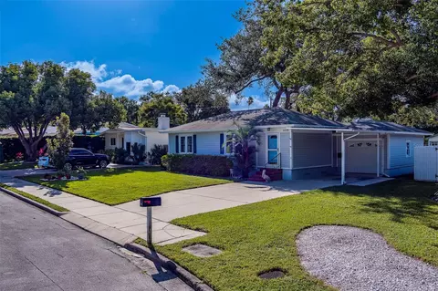 1125 Commodore St, Clearwater, FL 33755