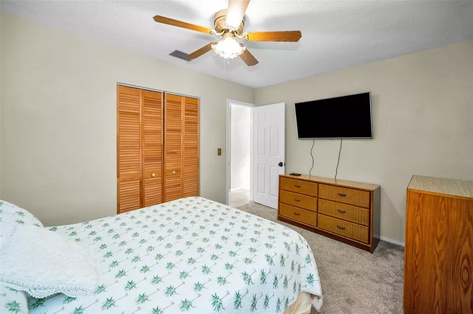 Bedroom - 929 Britton St, Largo, FL 33770 photo 4 of 6