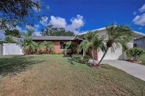 Exterior - 929 Britton St, Largo, FL 33770 photo 1 of 17
