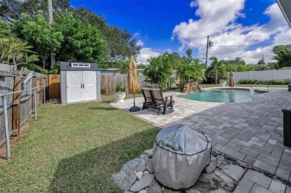 Exterior - 929 Britton St, Largo, FL 33770 photo 11 of 17