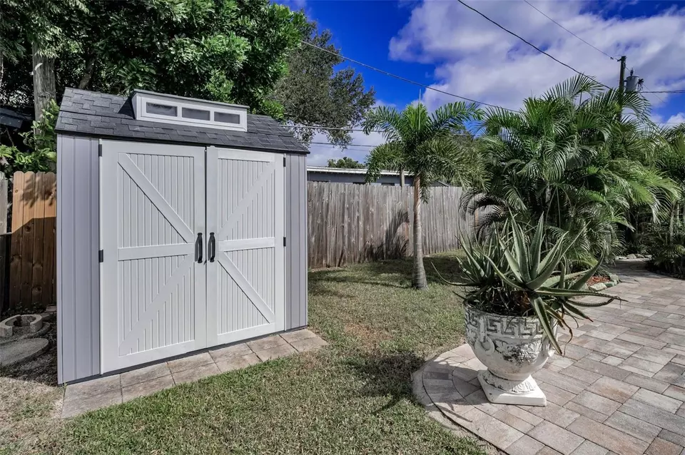 Exterior - 929 Britton St, Largo, FL 33770 photo 12 of 17