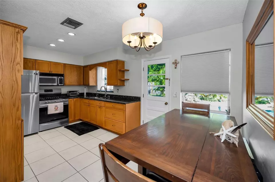 Kitchen - 929 Britton St, Largo, FL 33770 photo 1 of 4