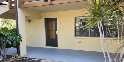 10 Quails Run Blvd #1, Englewood, FL 34223
