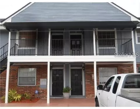 200 Country Club Dr #1104, Largo, FL 33771